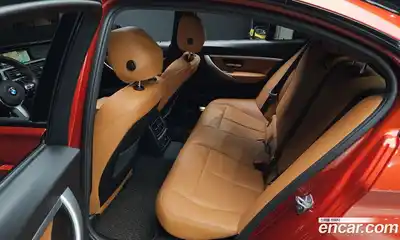 BMW 3-Series 2018 2.0 Автомат в Москве № 191957, миниатюра 4