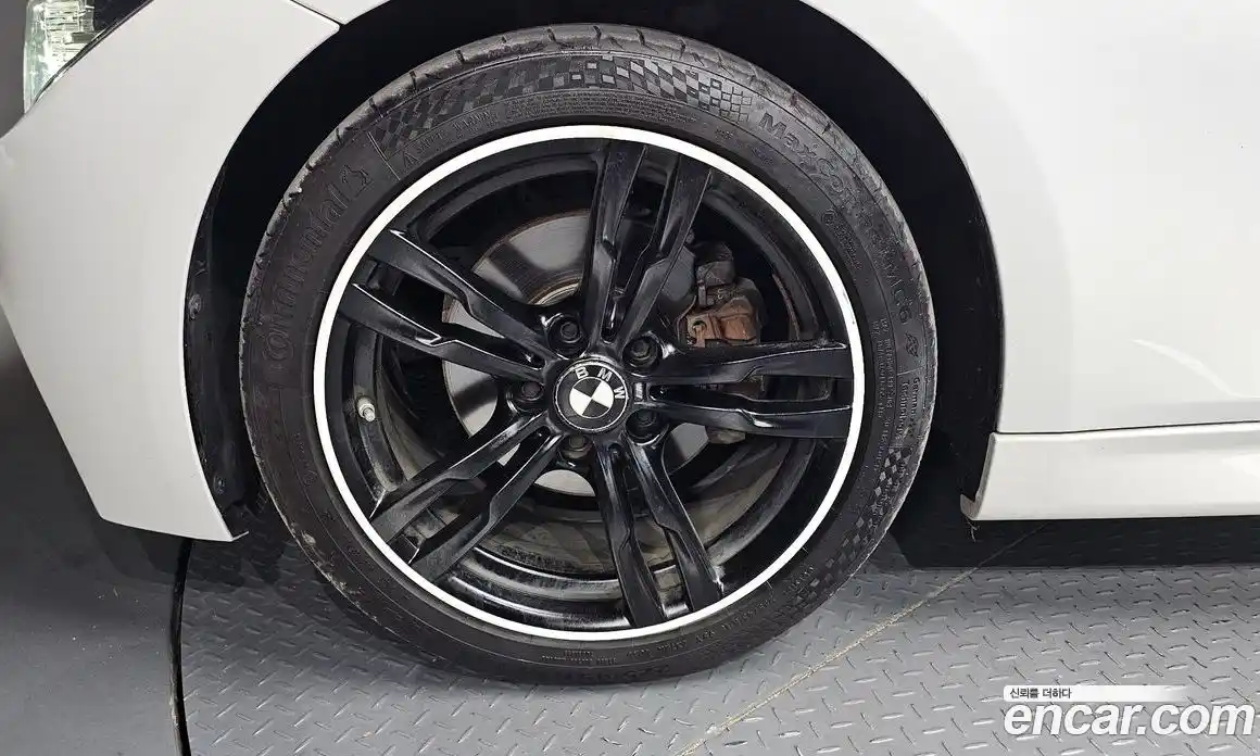 BMW 3-Series 2018 2.0 Автомат в Москве № 191967, фото 5