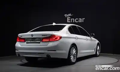 BMW 5-Series 2020 2.0 Автомат в Москве № 192615, миниатюра 2