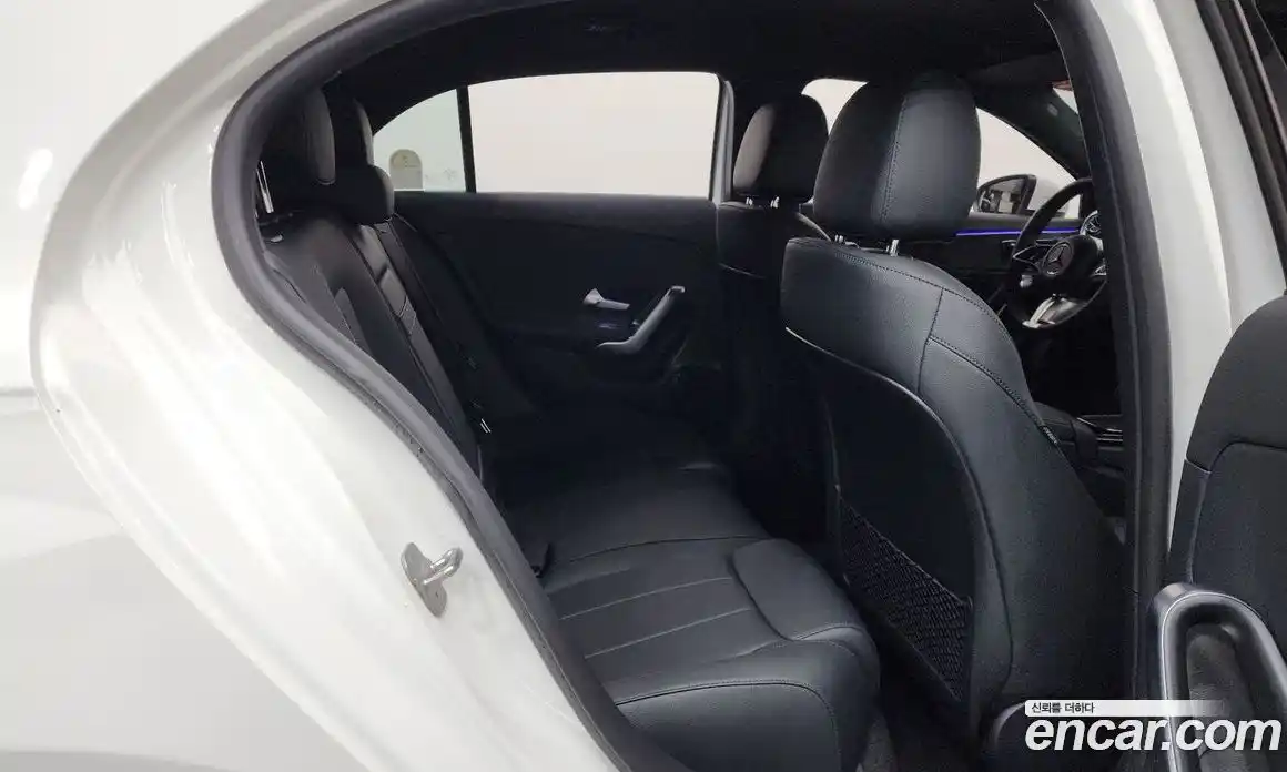 Mercedes-Benz A-Class 2025 2.0 Автомат в Москве № 193585, фото 12