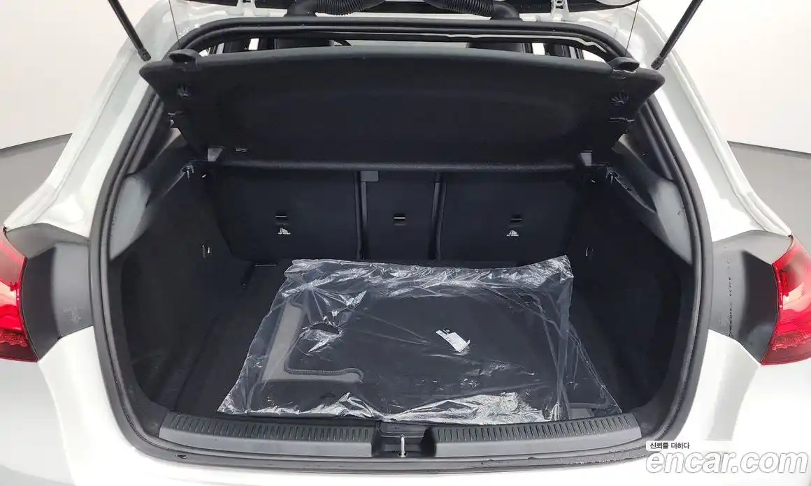 Mercedes-Benz A-Class 2025 2.0 Автомат в Москве № 193585, фото 8