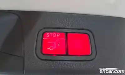 Mercedes-Benz GLB-Class 2025 2.0 Автомат в Москве № 193654, миниатюра 4