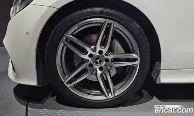 Mercedes-Benz E-Class 2019 1.9 Автомат в Москве № 195045, миниатюра 5