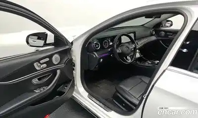 Mercedes-Benz E-Class 2017 1.9 Автомат в Москве № 195095, миниатюра 11