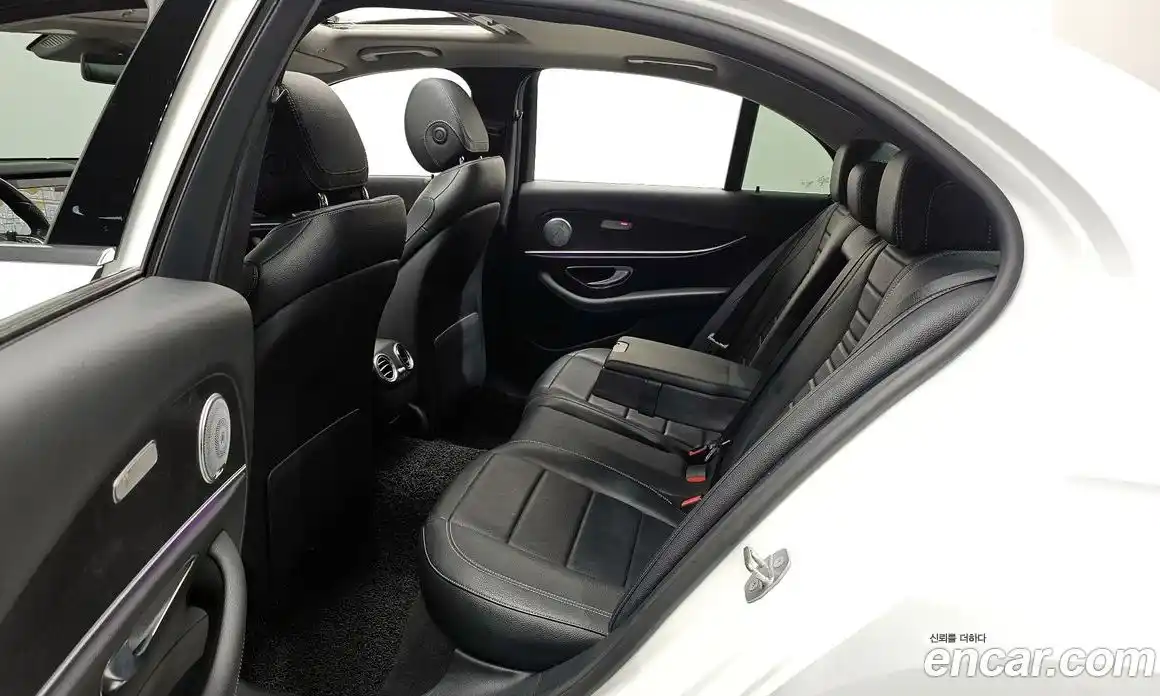 Mercedes-Benz E-Class 2017 1.9 Автомат в Москве № 195095, фото 12