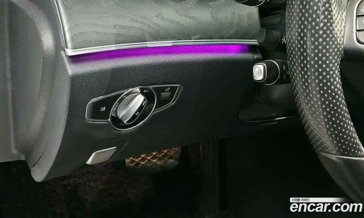 Mercedes-Benz E-Class 2017 1.9 Автомат в Москве № 195095, фото 17