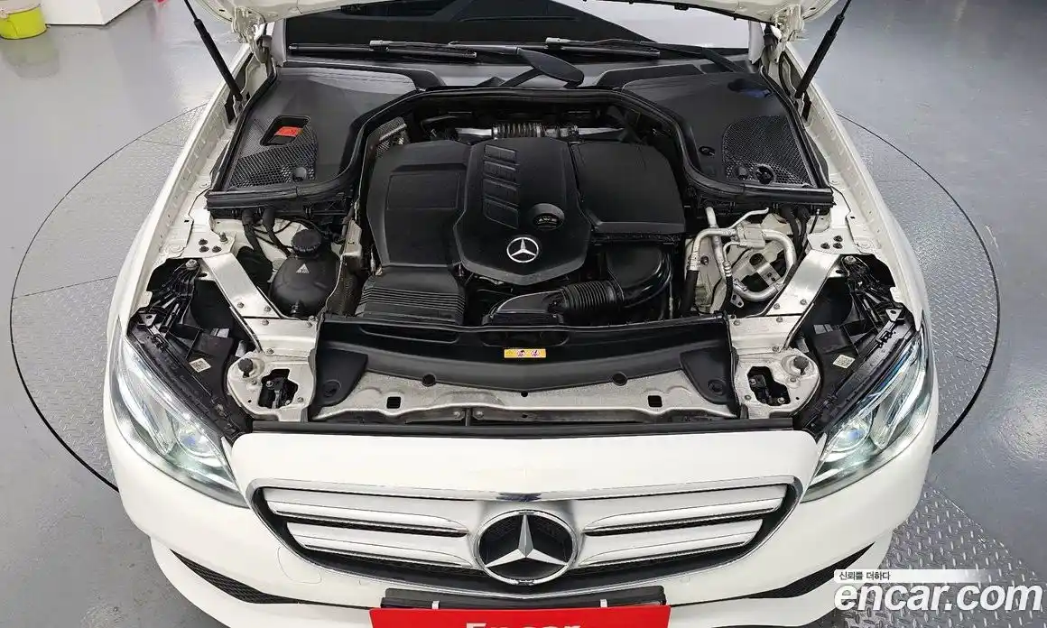 Mercedes-Benz E-Class 2017 1.9 Автомат в Москве № 195095, фото 6