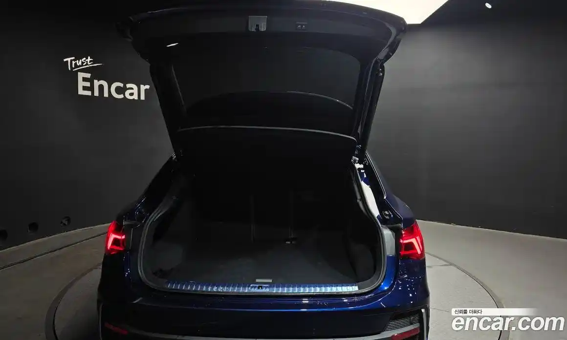 Audi Q3 2023 2.0 Автомат в Москве № 196049, фото 20