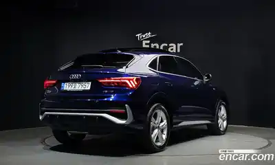 Audi Q3 2023 2.0 Автомат в Москве № 196049, миниатюра 2