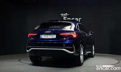 Audi Q3 2023 2.0 Автомат в Москве № 196049, миниатюра 4