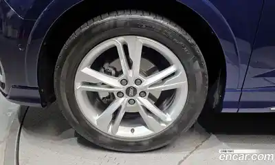 Audi Q3 2023 2.0 Автомат в Москве № 196049, миниатюра 5