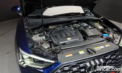 Audi Q3 2023 2.0 Автомат в Москве № 196049, миниатюра 6