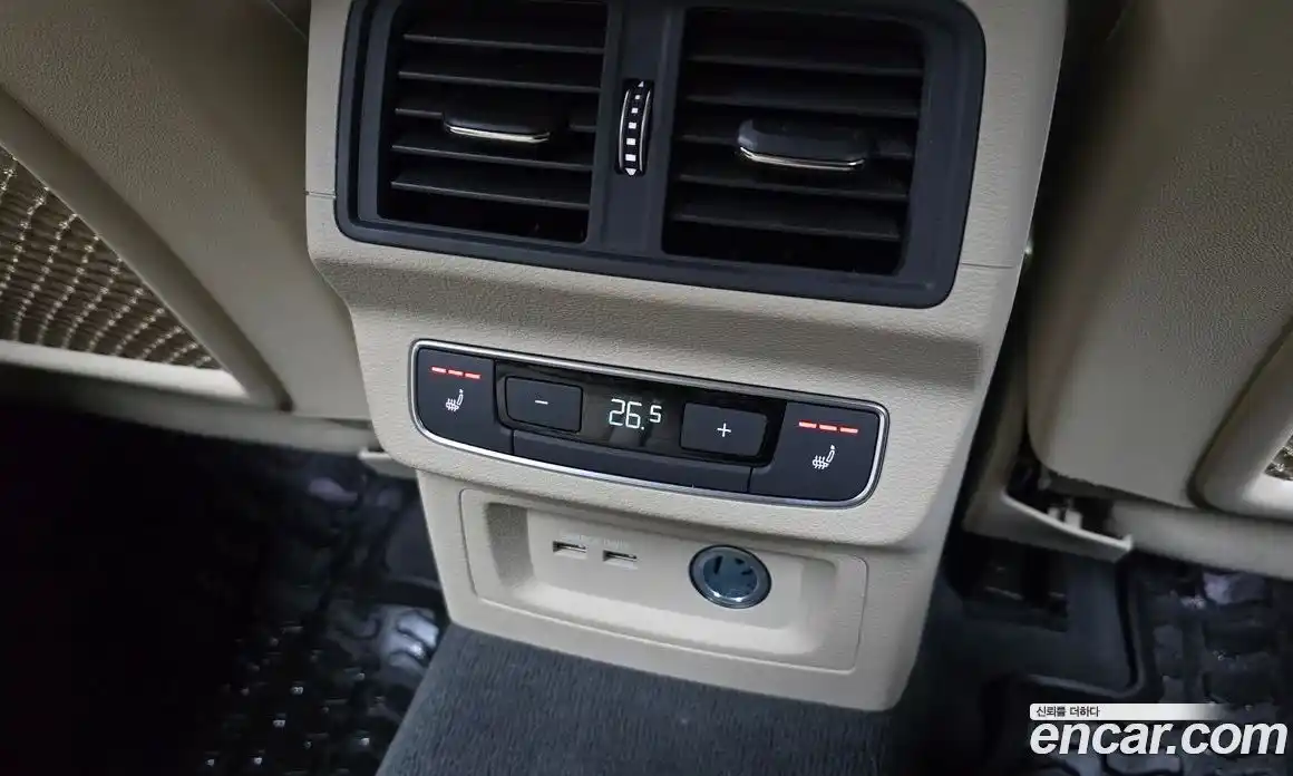 Audi Q5 2023 2.0 Автомат в Москве № 196097, фото 13