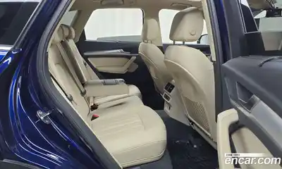 Audi Q5 2023 2.0 Автомат в Москве № 196097, миниатюра 6