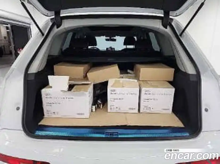 Audi Q7 2019 2.0 Автомат в Москве № 196153, фото 20