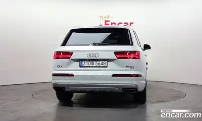 Audi Q7 2019 2.0 Автомат в Москве № 196153, миниатюра 4