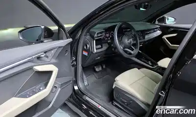 Audi A3 2023 2.0 Автомат в Москве № 196222, миниатюра 10