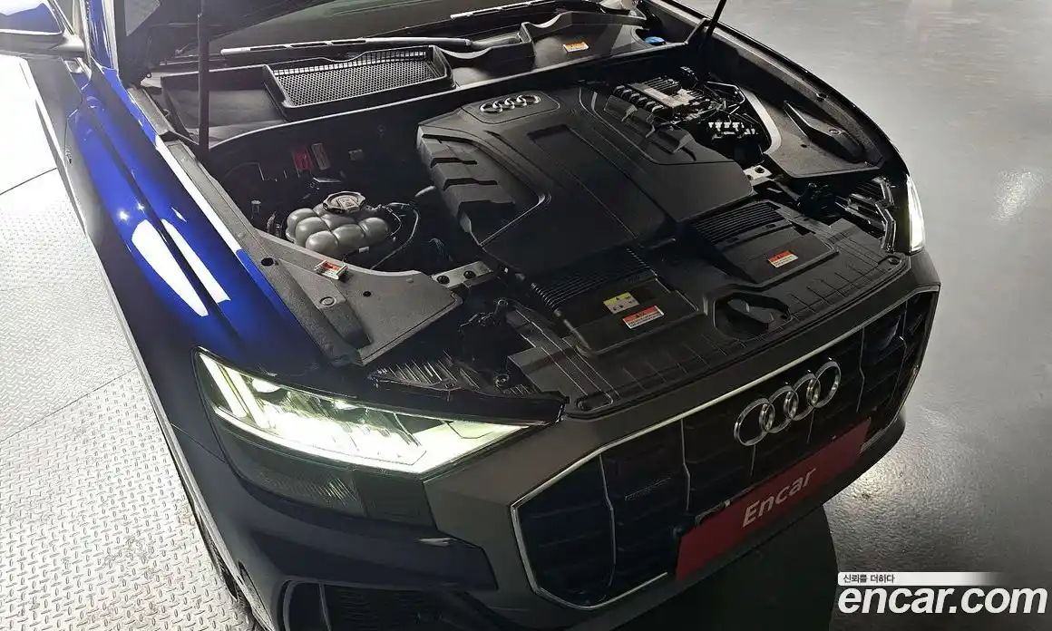 Audi Q8 2021 3.0 Автомат в Москве № 196463, фото 18