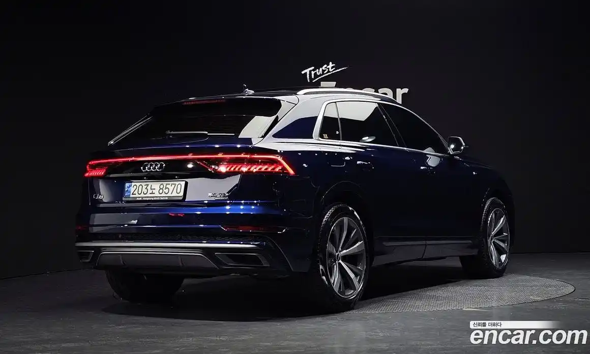 Audi Q8 2021 3.0 Автомат в Москве № 196463, фото 19
