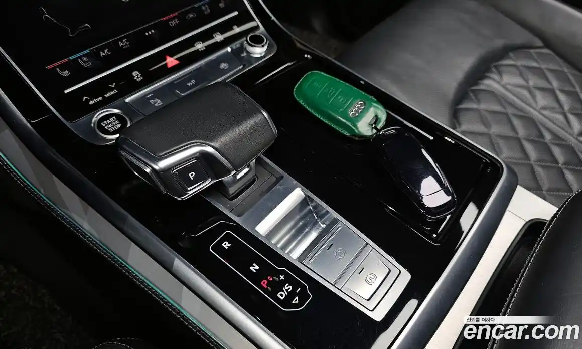 Audi Q8 2021 3.0 Автомат в Москве № 196463, фото 10