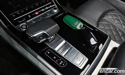 Audi Q8 2021 3.0 Автомат в Москве № 196463, миниатюра 10