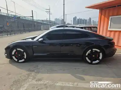 Porsche Taycan 2025 Автомат в Москве № 197154, миниатюра 5