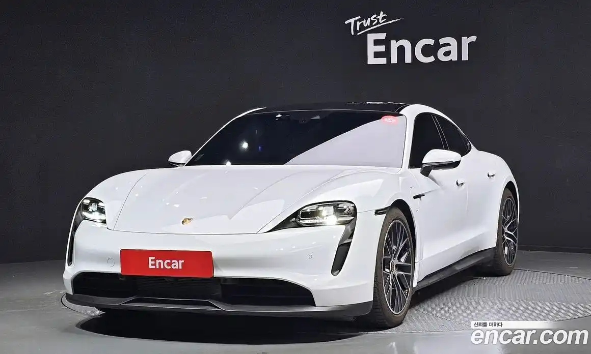 Porsche Taycan 2023 0.1 Автомат в Москве № 197195, фото 1