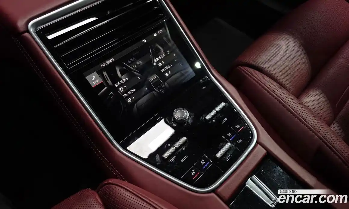 Porsche Panamera 2018 3.0 Автомат в Москве № 197666, фото 11