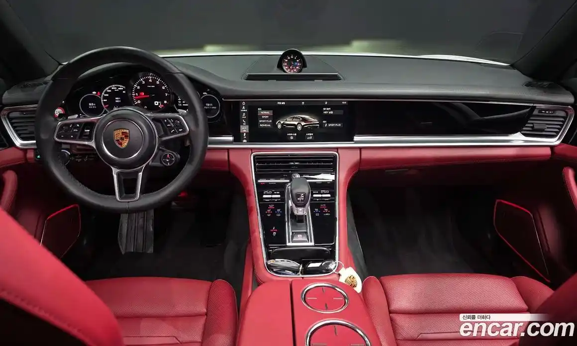 Porsche Panamera 2018 3.0 Автомат в Москве № 197666, фото 14