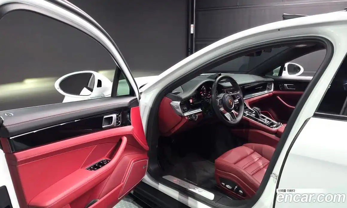 Porsche Panamera 2018 3.0 Автомат в Москве № 197666, фото 4