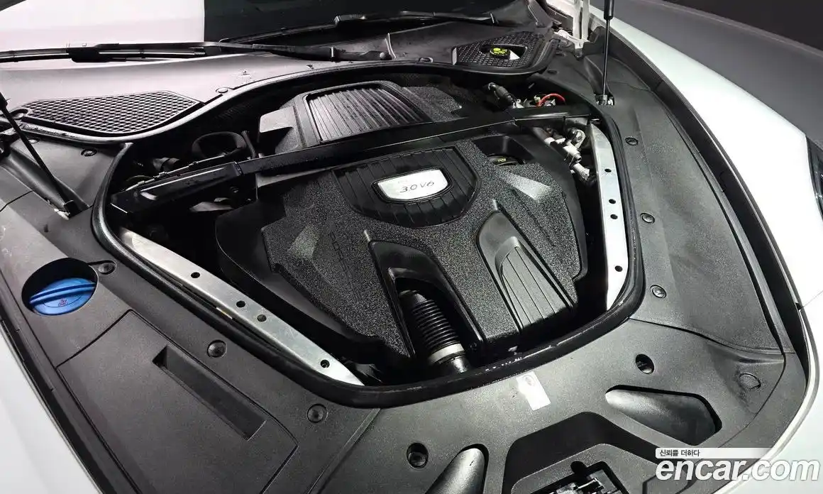 Porsche Panamera 2018 3.0 Автомат в Москве № 197666, фото 8