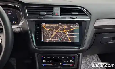 Volkswagen Tiguan 2023 2.0 Автомат в Москве № 199001, миниатюра 12