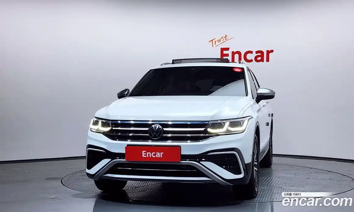 Volkswagen Tiguan 2023 2.0 Автомат в Москве № 199001, фото 5