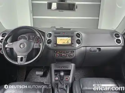 Volkswagen Tiguan 2016 2.0 Автомат в Москве № 199313, миниатюра 7