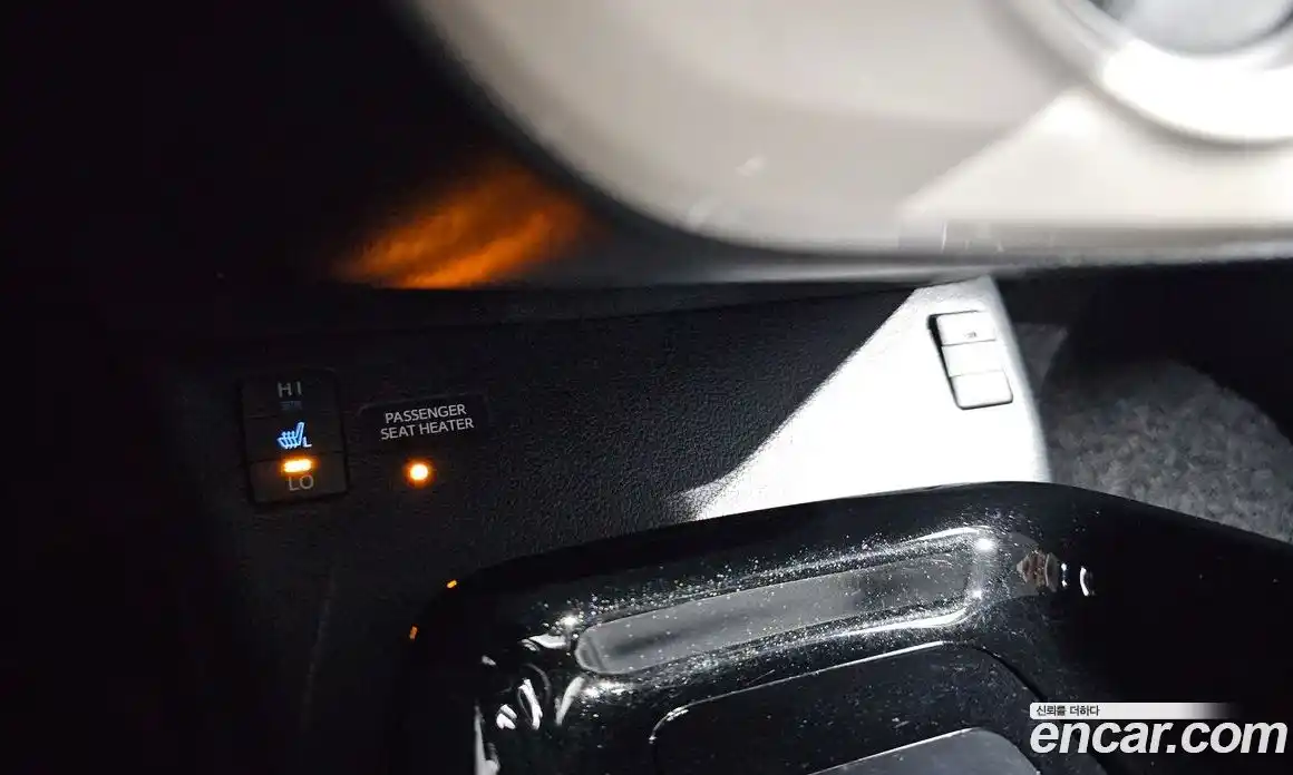 Toyota Prius 2017 1.8 Автомат в Москве № 199616, фото 15