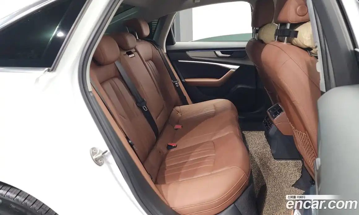 Audi A6 2021 2.0 Автомат в Москве № 205027, фото 5