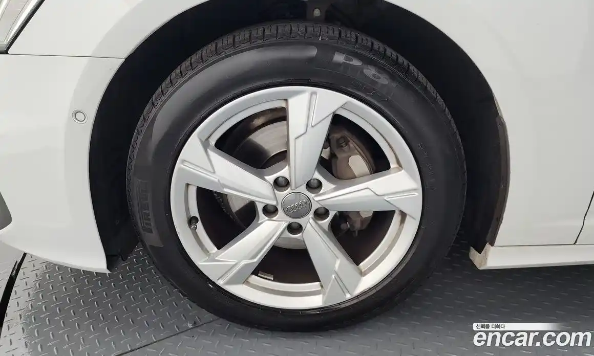 Audi A6 2021 2.0 Автомат в Москве № 205027, фото 6