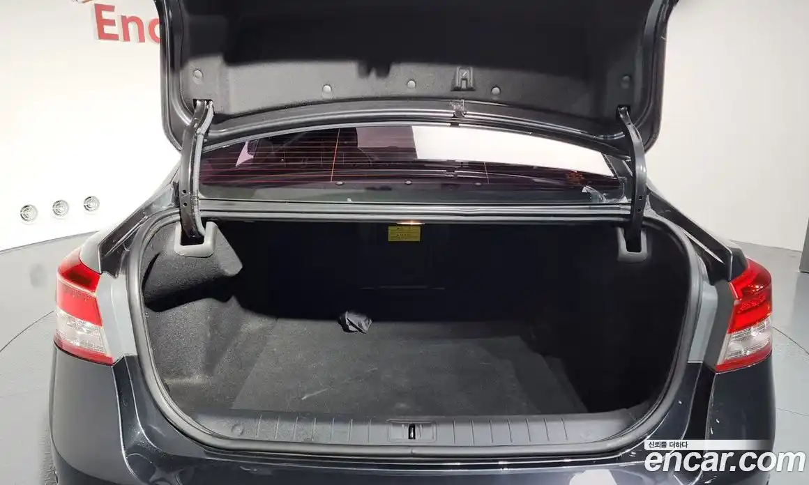 Renault SM5 2015 1.5 Автомат в Москве № 209049, фото 18