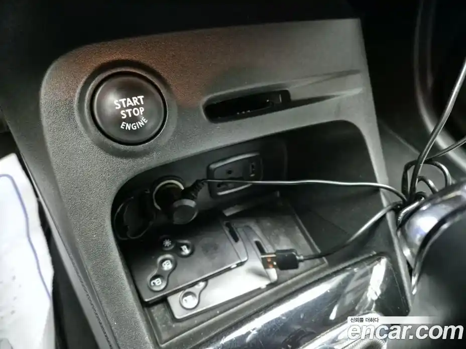 Renault QM3 2014 1.5 Автомат в Москве № 210067, фото 13