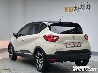 Renault QM3 2014 1.5 Автомат в Москве № 210067, миниатюра 2