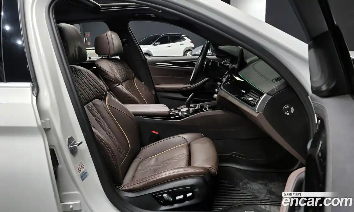 BMW 5-Series 2022 2.0 Автомат в Москве № 211426, фото 19