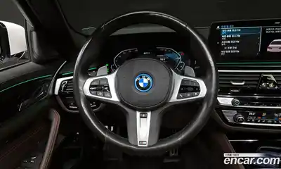 BMW 5-Series 2022 2.0 Автомат в Москве № 211426, миниатюра 3