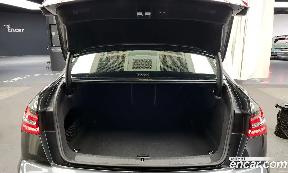 Audi A6 2023 2.0 Автомат в Москве № 212308, фото 19