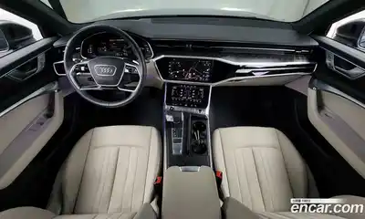 Audi A6 2023 2.0 Автомат в Москве № 212308, миниатюра 3