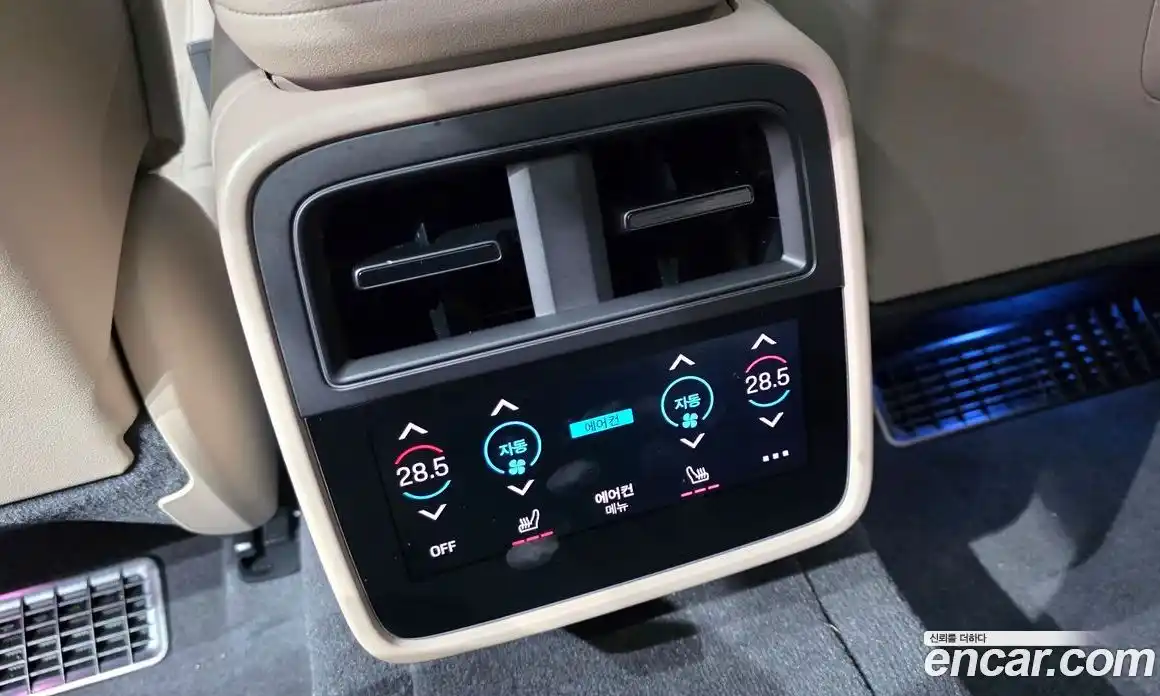 Porsche Taycan 2023 0.1 Автомат в Москве № 213091, фото 15