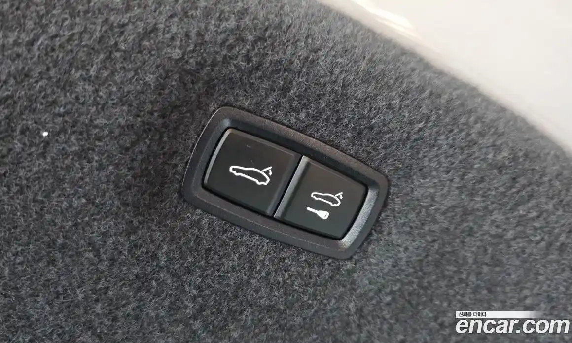 Porsche Taycan 2023 0.1 Автомат в Москве № 213091, фото 17