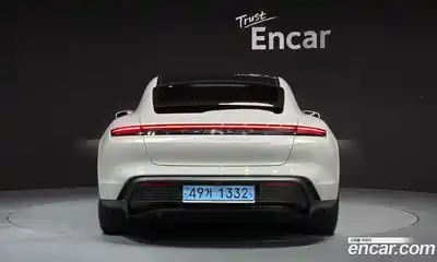 Porsche Taycan 2023 0.1 Автомат в Москве № 213091, миниатюра 4