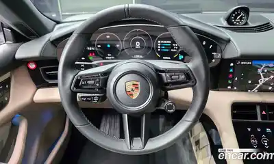 Porsche Taycan 2023 0.1 Автомат в Москве № 213091, миниатюра 5