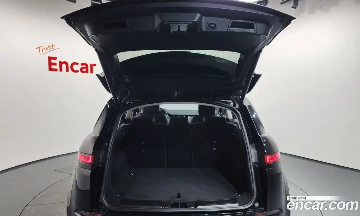 Land Rover Range-Rover Evoque 2020 2.0 Автомат в Москве № 213335, фото 18