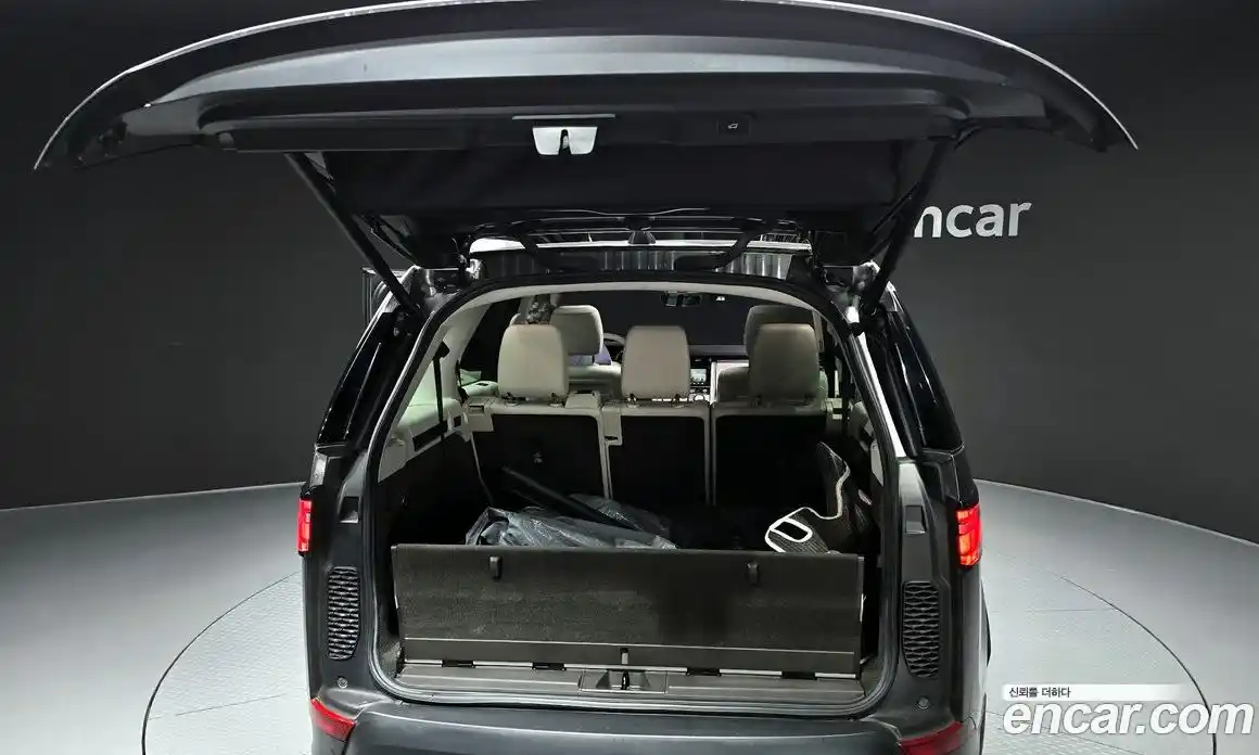 Land Rover Discovery 2017 2.0 Автомат в Москве № 213522, фото 20